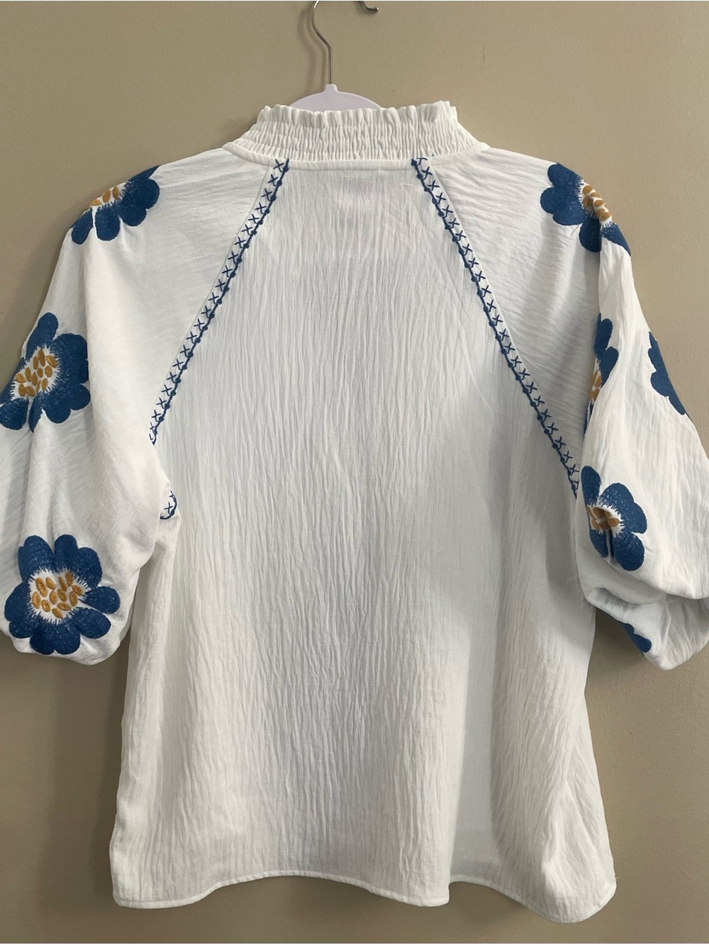 Anthropologie THML White Puff-Sleeve Embroidered Floral Blouse - Picture 2 of 4